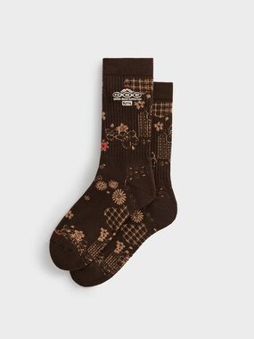 Kith x Columbia NSE Landscape Socks in “Kindling” Embroidered Logo
